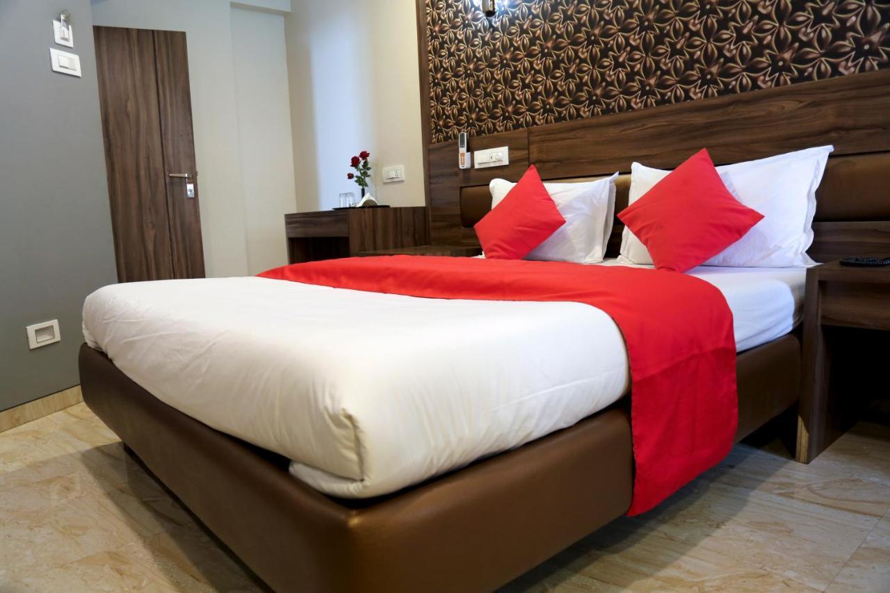 Hotel Sea Shore Navi Mumbai Extérieur photo