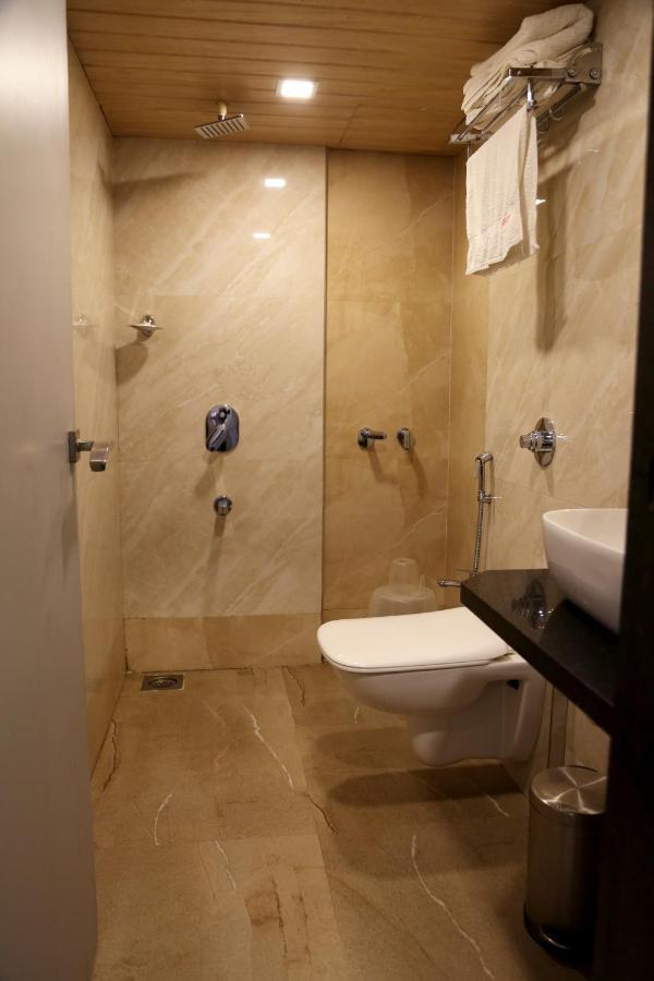 Hotel Sea Shore Navi Mumbai Extérieur photo