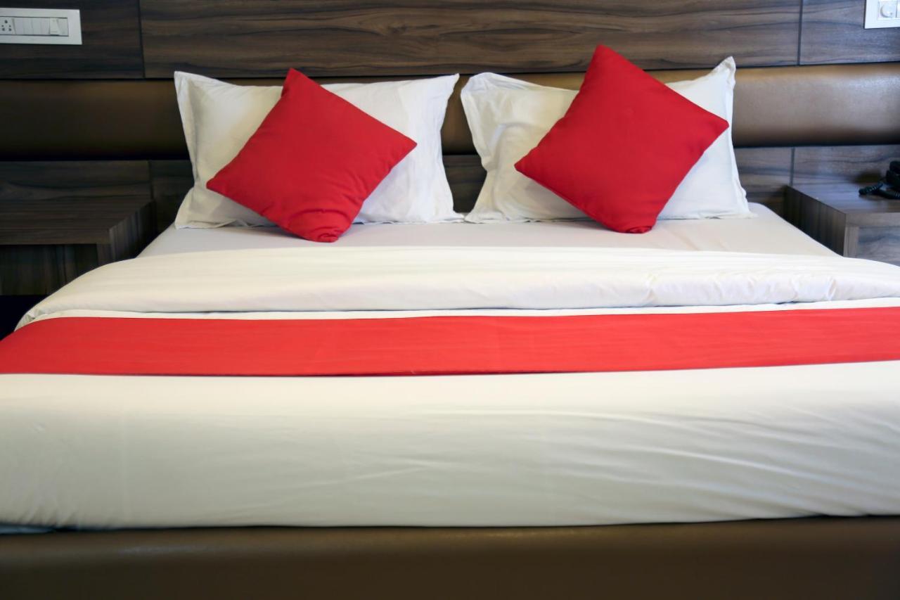 Hotel Sea Shore Navi Mumbai Extérieur photo